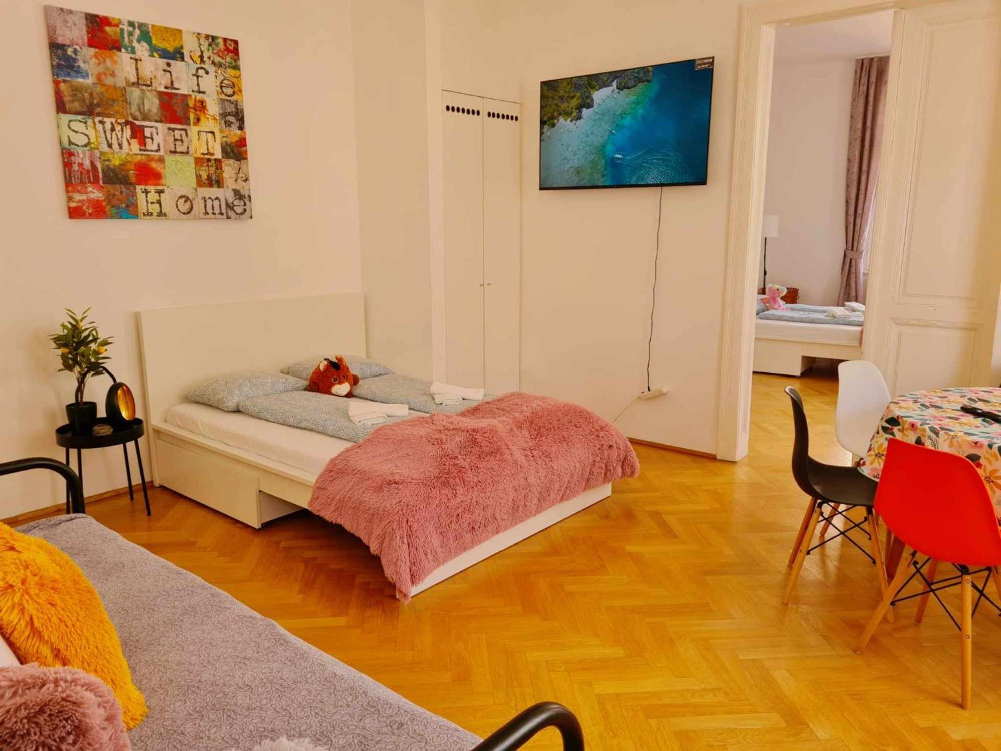Central And Round 3 Minutes To City Shopping Center And Schoenbrunn Palace Wien Eksteriør billede